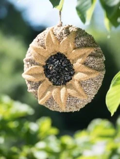 Songbird Tweets® Sunflower Wreath 6 Songbird Tweets® Sunflower Wreath -Deals Garden Decor Store 8598119 5255 tif