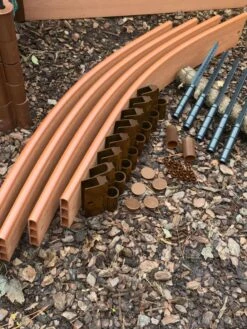 Curved Composite Landscape Edging Kit With 1" Boards -Deals Garden Decor Store 8599404 05V tif