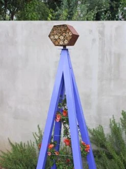 Bee Bungalow + Akoris Garden Tuteur Sr. 15 Bee Bungalow + Akoris Garden Tuteur Sr. -Deals Garden Decor Store 8600532 02V tif