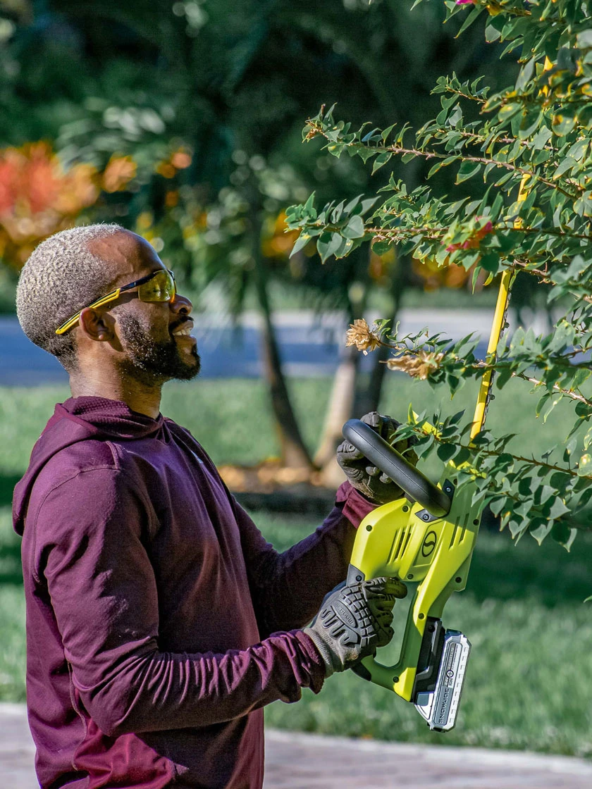 Sun Joe 24V-HT22-LTE 24-Volt ION+ Cordless Hedge Trimmer Kit | 22-Inch | W/ 2.0-Ah Battery And Charger 6 Sun Joe 24V-HT22-LTE 24-Volt ION+ Cordless Hedge Trimmer Kit | 22-Inch | W/ 2.0-Ah Battery And Charger - Image 6