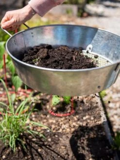 Gardener's Compost Soil Sifter -Deals Garden Decor Store 8611018 160 tif