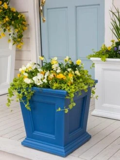 Fairfield Self-Watering Square Planter, 16” X 16”