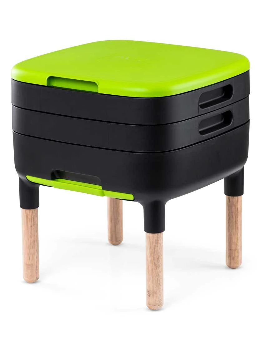 Maze Worm Farm Composter Trays With Wood Legs 1 Maze Worm Farm Composter Trays With Wood Legs