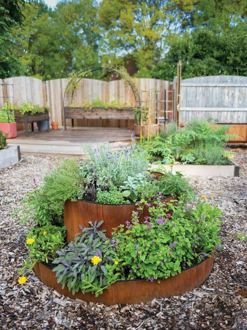 Birdies™ Corten Steel Round Raised Bed, Large, Low 4 Birdies™ Corten Steel Round Raised Bed, Large, Low - Image 4